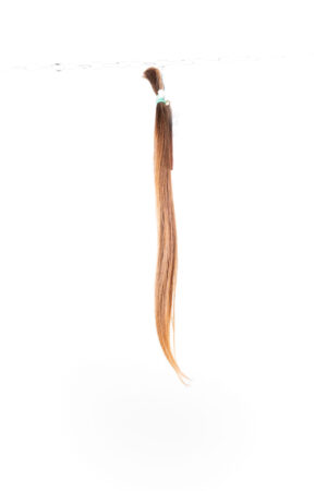 Rovné dlouhé vlasy na prodlužování vlasů.