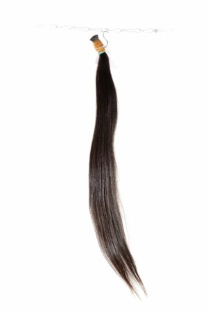 prameny vlasů rovné černé dlouhé